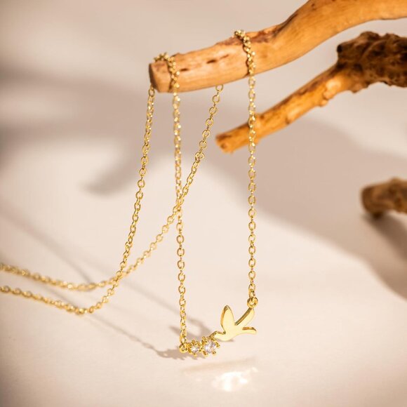 Gold Bird Pendant Necklace with Crystal for Women Minimalist Dainty Jewelry Gift - Picture 6 of 8